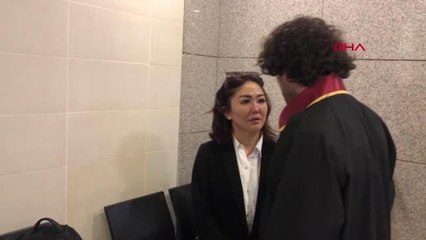 İSTANBUL-BEYOĞLU'NDA GÜVENLİKÇİNİN PARMAĞINI ISIRARAK KOPARAN KADINA 5 AY 25 GÜN HAPİS