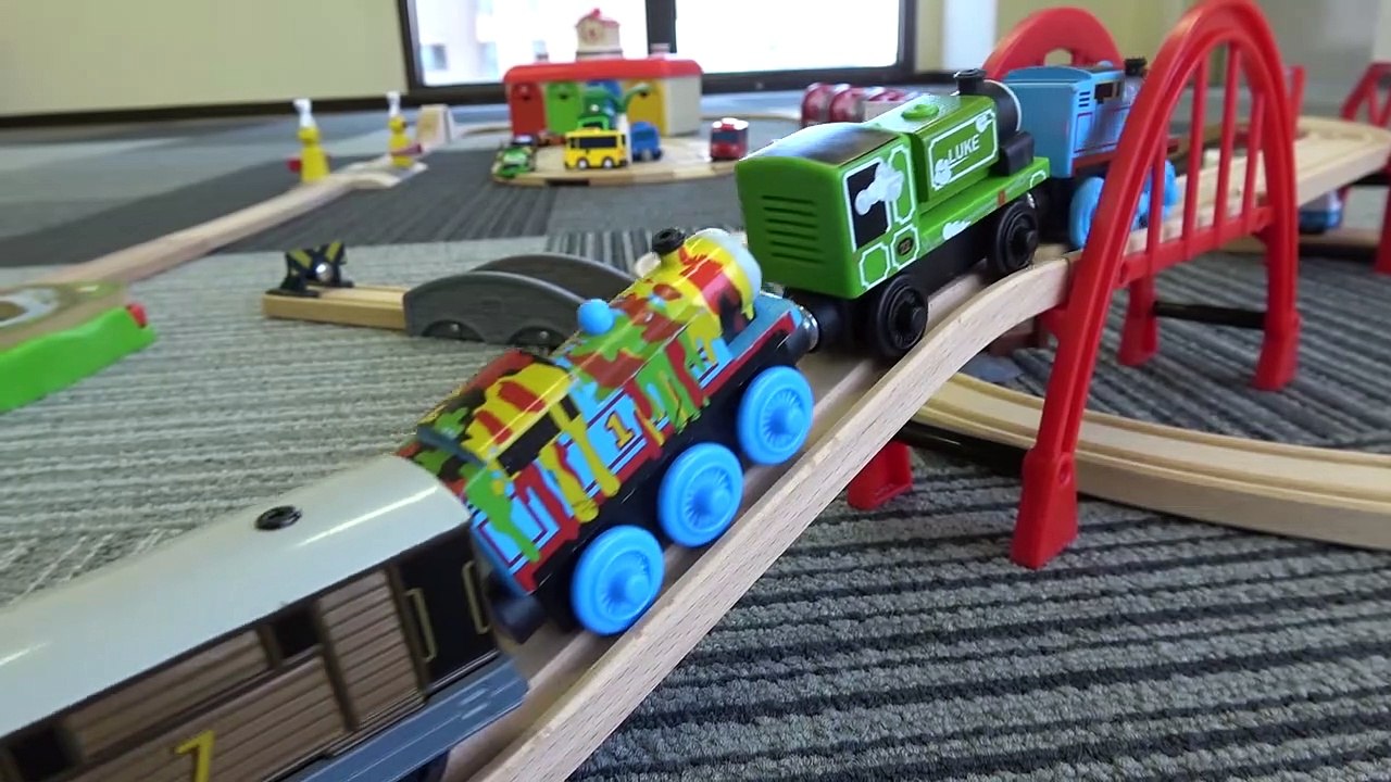 green  Thomas & Tayo  toy