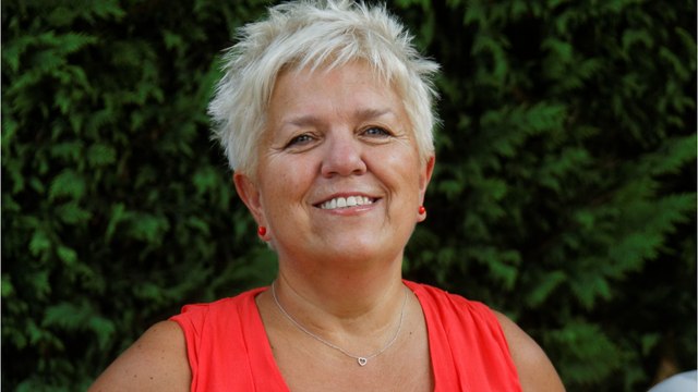 Voici - Mimie Mathy est-t-elle vraiment méchante avec ses fans ? Sa meilleure amie brise enfin le silence