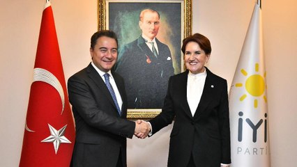 Download Video: Akşener, Babacan'ı, İYİ Parti Genel Merkezi'ndeki makamında kabul etti