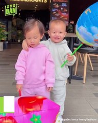 Vợ đi công tác, Kim Lý ở nhà dạy con học ngoại ngữ | Điện Ảnh Net