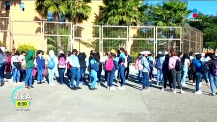 Desalojan a normalistas del palacio municipal de Chilpancingo