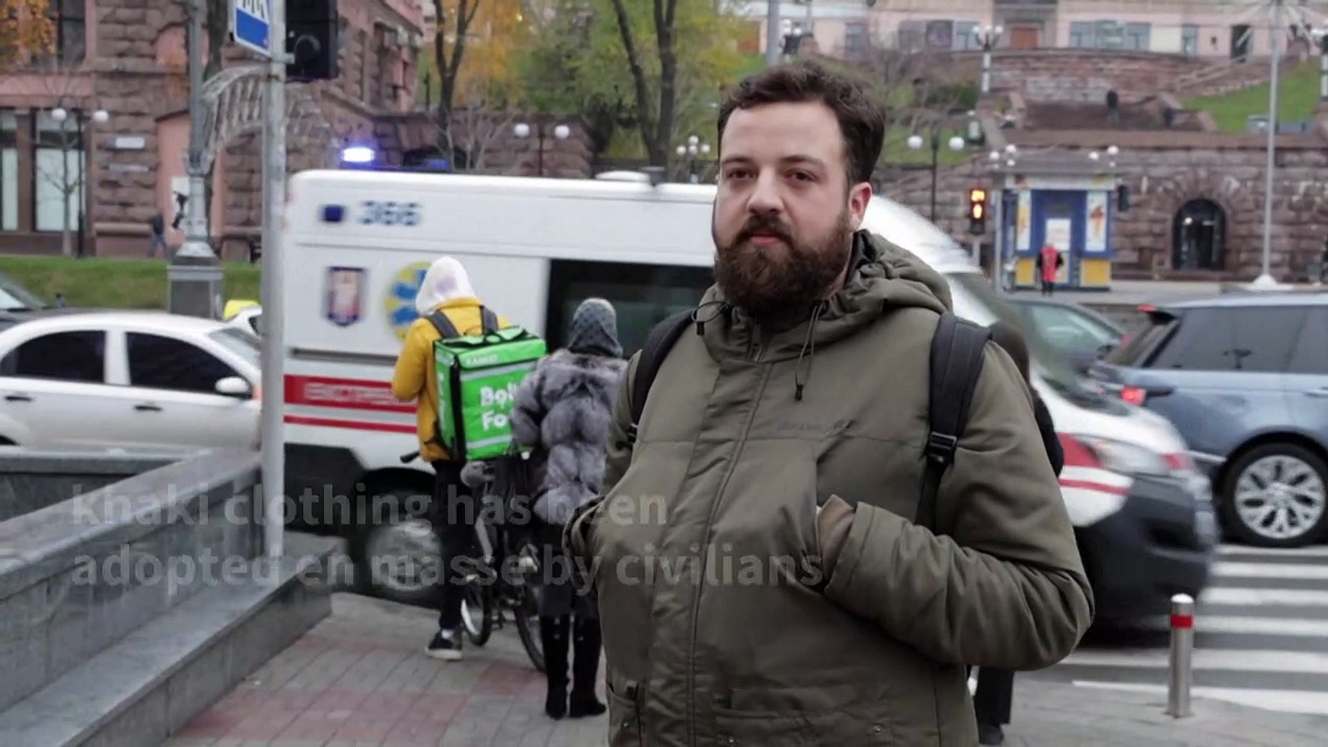 Khaki nation: Ukraine dresses for war