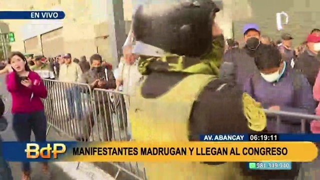 Marcha 'La Toma de Lima': Retiran a manifestantes que llegaron hasta el Congreso para apoyar a Pedro Castillo