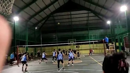 Olahraga volly pukulan mau sang kapten