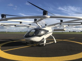 Le premier vol d'un taxi volant dans l'espace aérien francilien