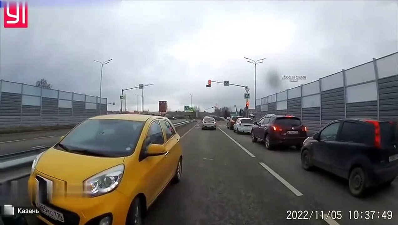 Quand tu croises une voiture à contre-sens