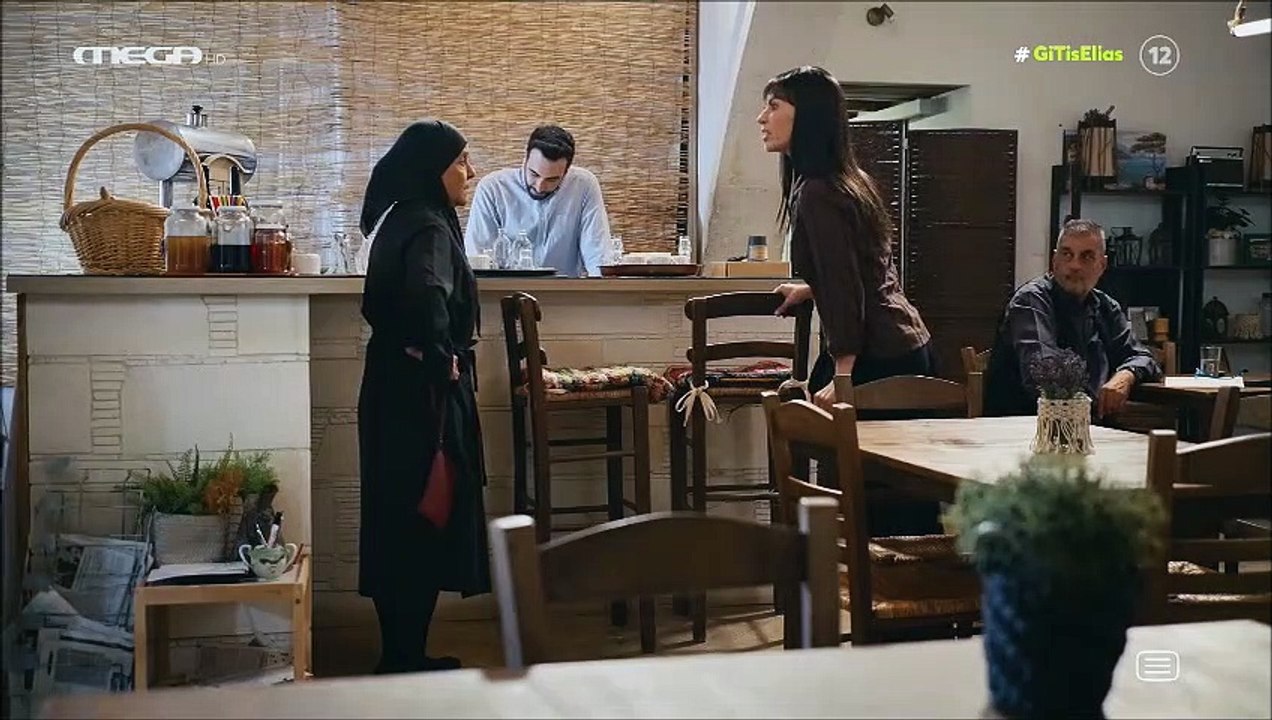 Η γη της ελιάς: Η καταρομαχία με μαντινάδες της...