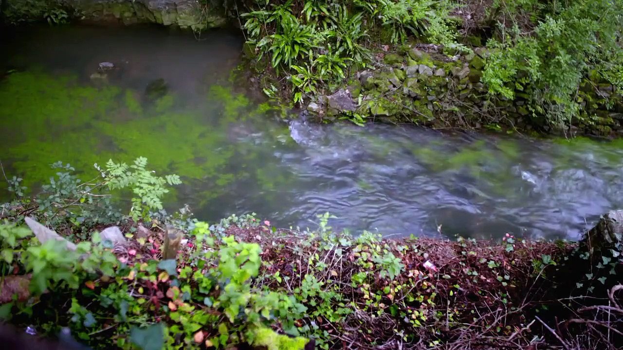 Underground Marvels - Se1 - Ep10 - Curse of The Cannibal Caves HD Watch HD Deutsch