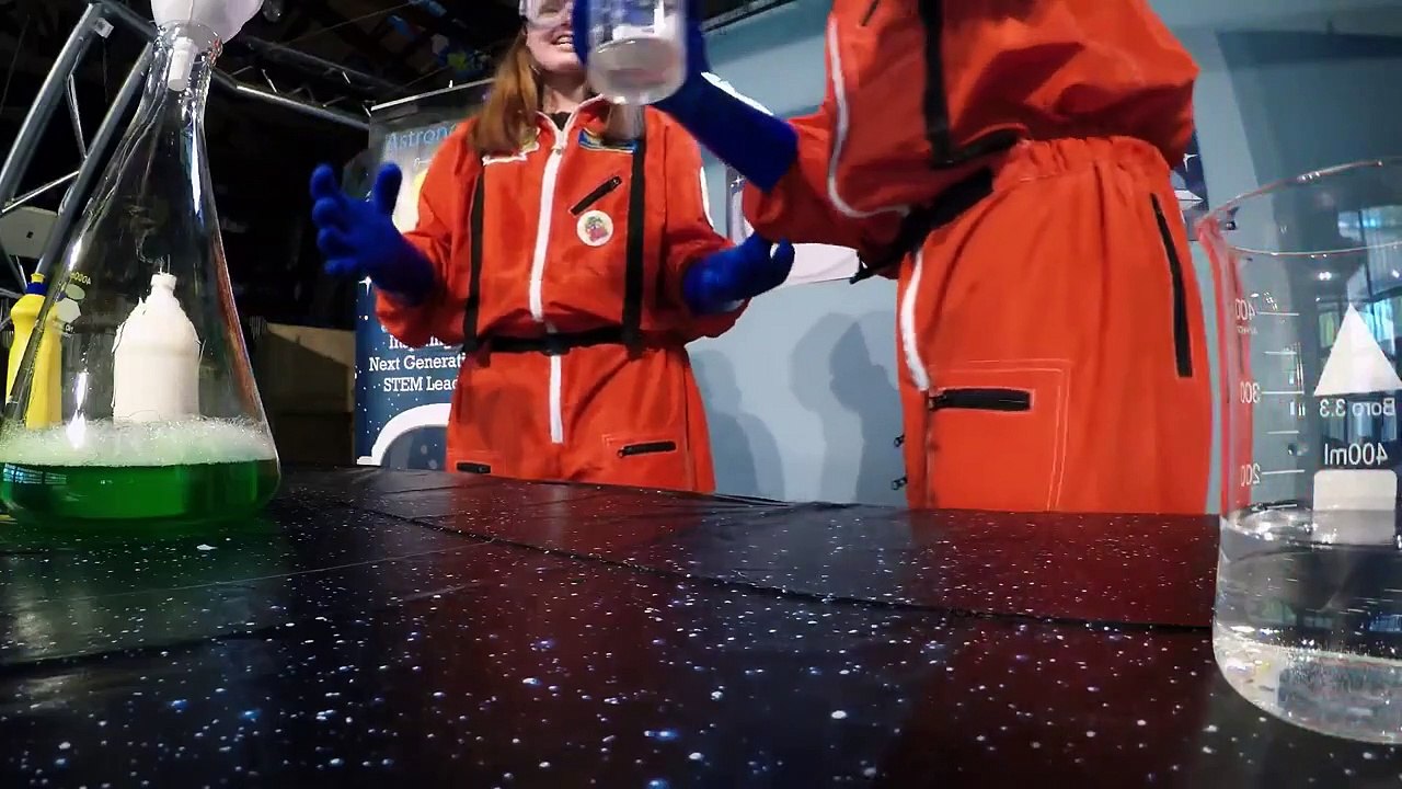 Furze World Wonders - Se1 - Ep03 - Water Rocket GUINNESS WORLD RECORDS Record Breaker HD Watch HD Deutsch