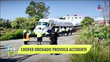 Chofer de pipa pierde el control y provoca accidente en Cuernavaca