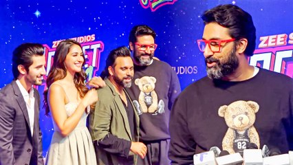 Rocket Gang के प्रीमियर में पहुंचे Abhishek Bachchan, स्टारकास्ट के साथ जमकर मस्ती की