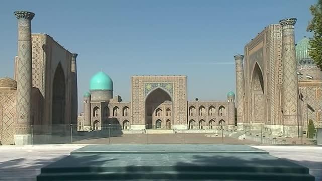 SEMERKANT - Türk Devletleri Teşkilatı Devlet ve Hükümet Başkanları Registan Meydanı'nda ağaç dikti