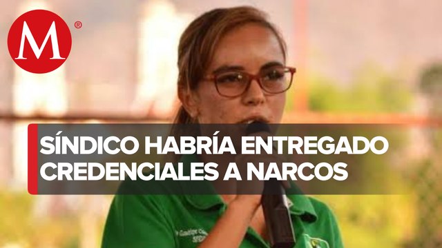 Síndico municipal es acusada de entregar credenciales de funcionarios al crimen organizado
