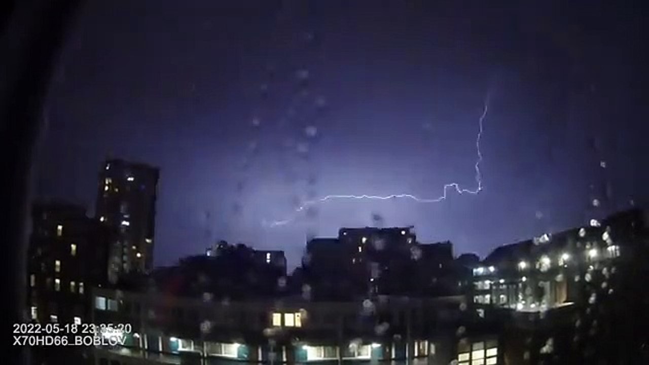 Big Ben volta a ouvir-se em Londres