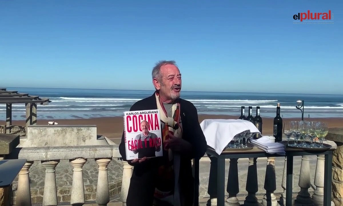 Karlos Arguiñano celebra cantando su nuevo libro