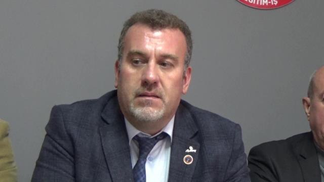 Eğitim-İş Edirne Şube Başkanı Akçay, Kuzey Makedonya Song Sendikası Başkanı ile Görüştü: Song Sendikası Makedonya'da 17 Gün İş Bırakarak Ciddi...