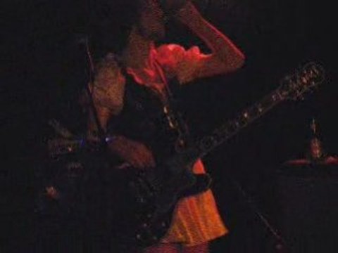 AEla, L'Oreille Qui Traîne (Part 3)