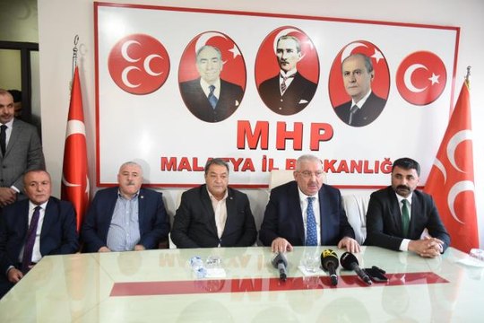 MHP Genel Başkan Yardımcısı Semih Yalçın, Malatya'da partililerle buluştu