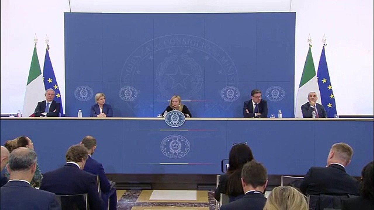 Migranti, Meloni: "Ocean Viking prima nave Ong in Francia" - Video