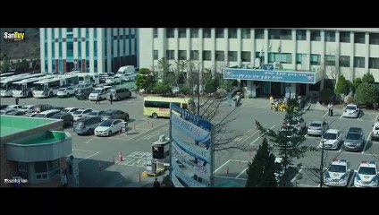 FILM 2022 ,AWALNYA DIREMEHKAN..!!! TERNYATA POLISI INI JAGO NGEBUT DAN MANTAN GANGSTER