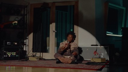 d4vd - Here With Me (Acoustic)