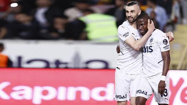 Fenerbahçe'de forma şansı bulamayan Serdar Dursun, devre arası yolcu! İsteyen kulüplerin teklifleri ortaya çıktı