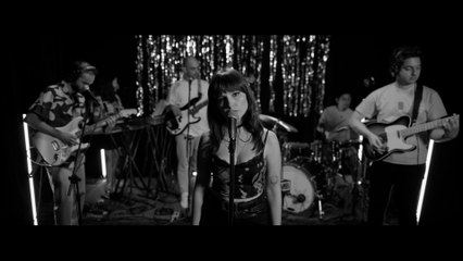 Simge Pınar - Gözünde Yaşıyorum