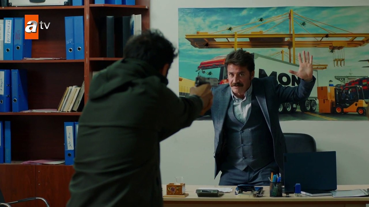 Barış ve Minnet Hoca Operasyonda - Yalnız Kurt 25. Bölüm