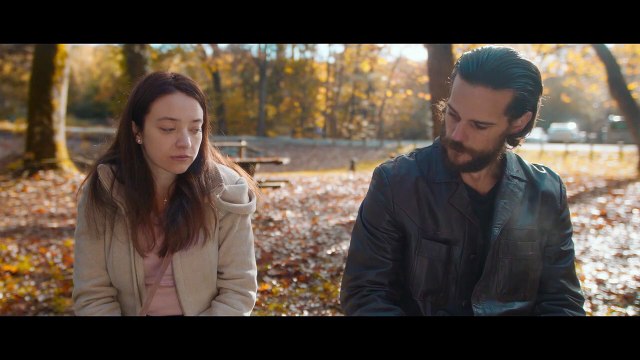 Hors du monde Bande-annonce (EN)