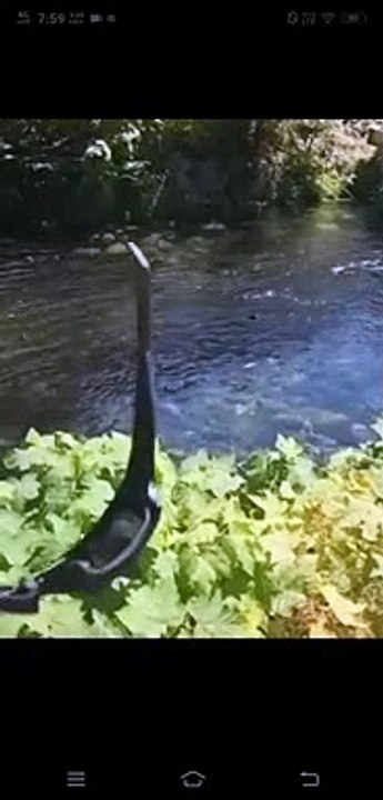 Estas gafas permiten ver que hay en dentro del rio