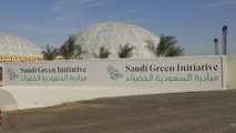 السعودية تؤكد التزامها بالعمل على خفض الانبعاثات الكربونية العالمية