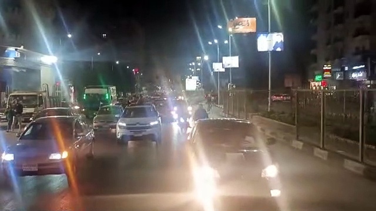 بأعلام مصر.. سيارات تجوب شوارع طنطا دعماً للدولة المصرية