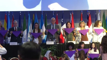 Con el cuidado como derecho humano concluye foro de mujeres en Argentina