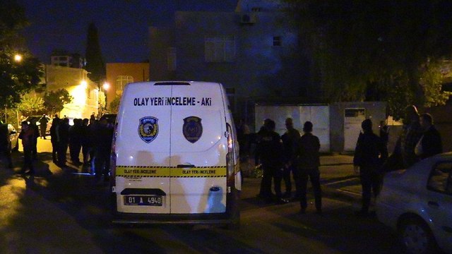 Adana’da sokakta silahlı saldırıya uğrayan kişi öldü