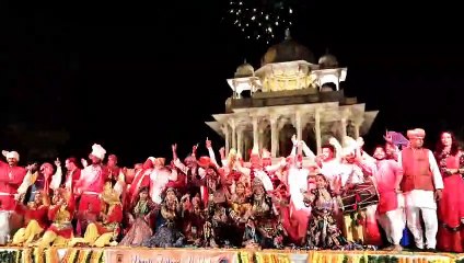 बूंदी महोत्सव : 84 खंभों की छतरी पर कलाकारों ने मनमोहक प्रस्तुतियां.  video