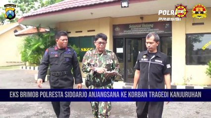Bentuk Kepedulian Polri, Eks Brimob Polresta Sidoarjo Gelar Anjangsana Kepada Salah Satu Korban Tragedi Kanjuruhan