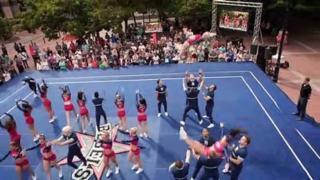 American Girls 6 : Confrontation Mondiale Bande-annonce (EN)