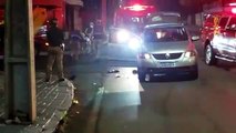 Bandidos roubam carro e acabam baleados pela Choque no centro de Cascavel