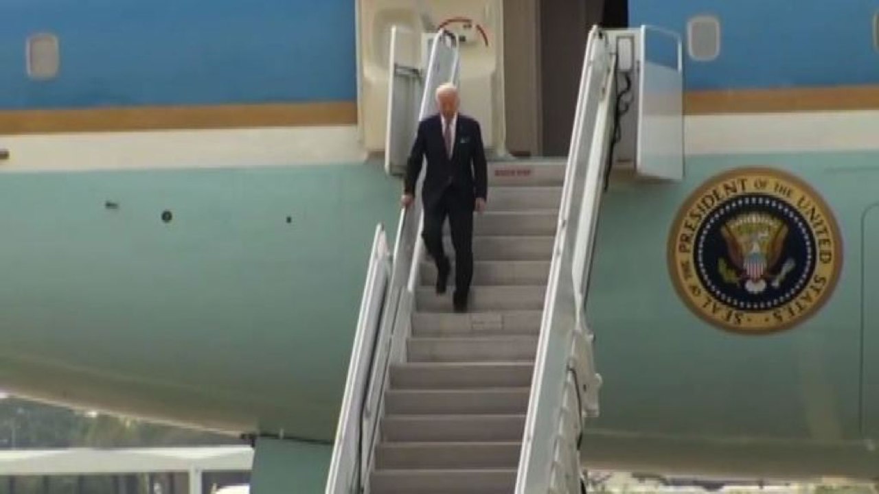 Biden arriva in Cambogia per il vertice dell'Asean