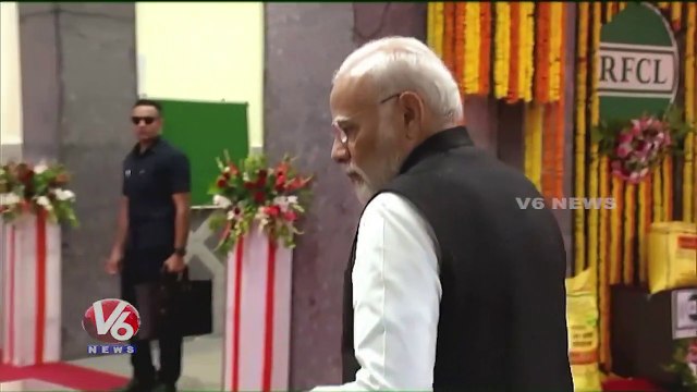 PM Modi Visits Ramagundam Fertilizers and Chemicals Limited (RFCL) | V6 News