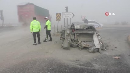 Konya'da yoğun sis kazaya neden oldu, araçlar hurdaya döndü