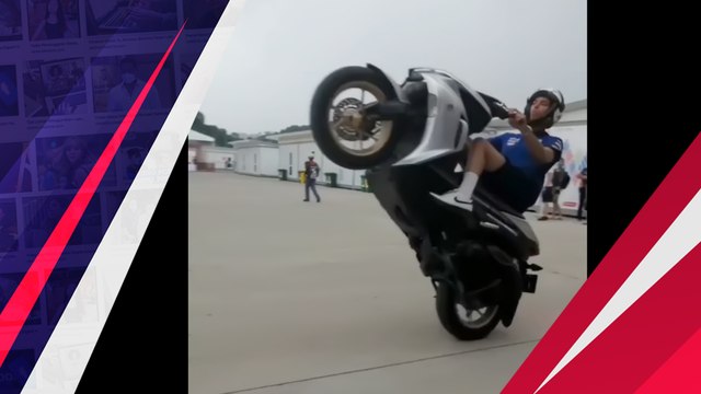 Momen Toprak Razgatlioglu Pamerkan Atraksi Memukau di World Superbike Mandalika 2022