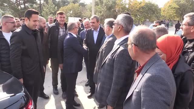 ÇANAKKALE - AK Parti Grup Başkanvekili Turan, Çanakkale'de zeytin hasat şenliğine katıldı
