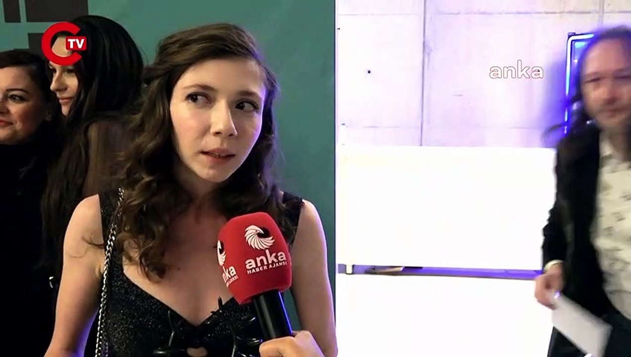 Yönetmen Özcan Alper: “Bir linç filmi yapmış biri olarak sosyal medyadan başlayan bir linç yaşamam çok üzücüydü