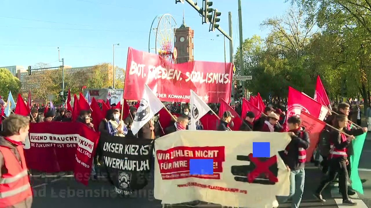 Tausende protestieren bei 'Umverteilen'-Demo in Berlin