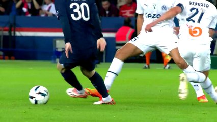 Lionel Messi GENIUS DRIBBLING