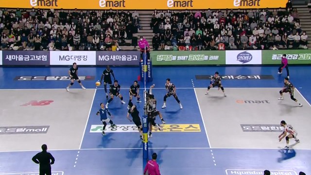 '3연속 블로킹' 전진선, OK금융 승리 견인으로 전역 신고 / YTN