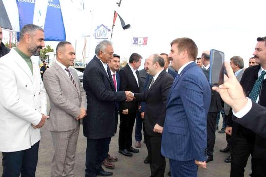 Bakan Varank: TOGG, Cumhurbaşkanımızın liderliğinde 2023 yılında yolların tozunu arttıracaktır