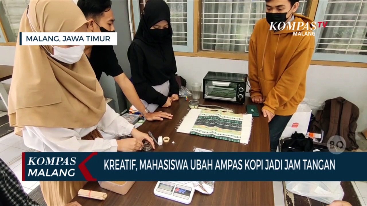 Kreatif!! Mahasiswa di Malang Buat Jam Tangan Dari Ampas Kopi
